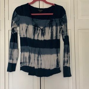 Lucky Brand long sleeve blue tie dye top